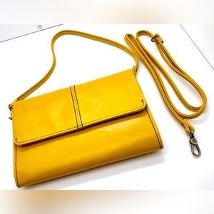 HOBO Jetty Convertible - Sunflower - NWT!